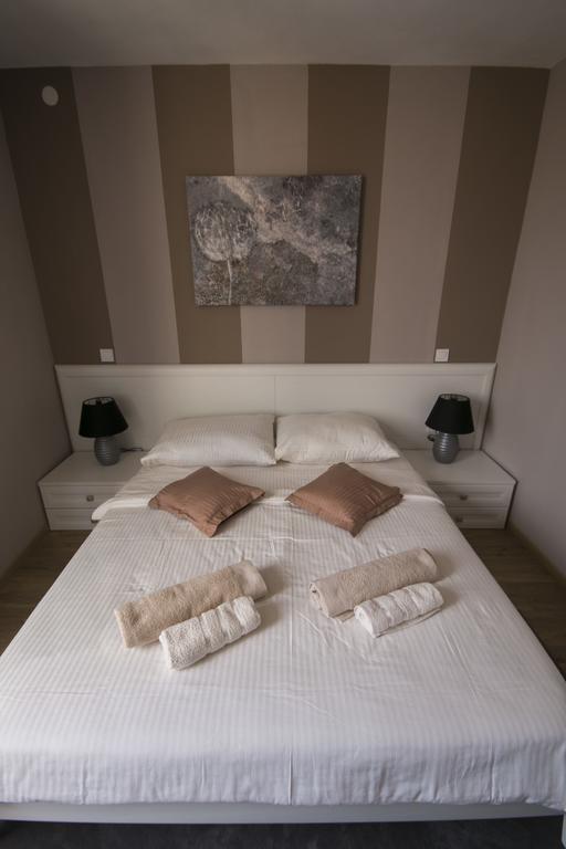 Apartmens Melisa Върсар Екстериор снимка