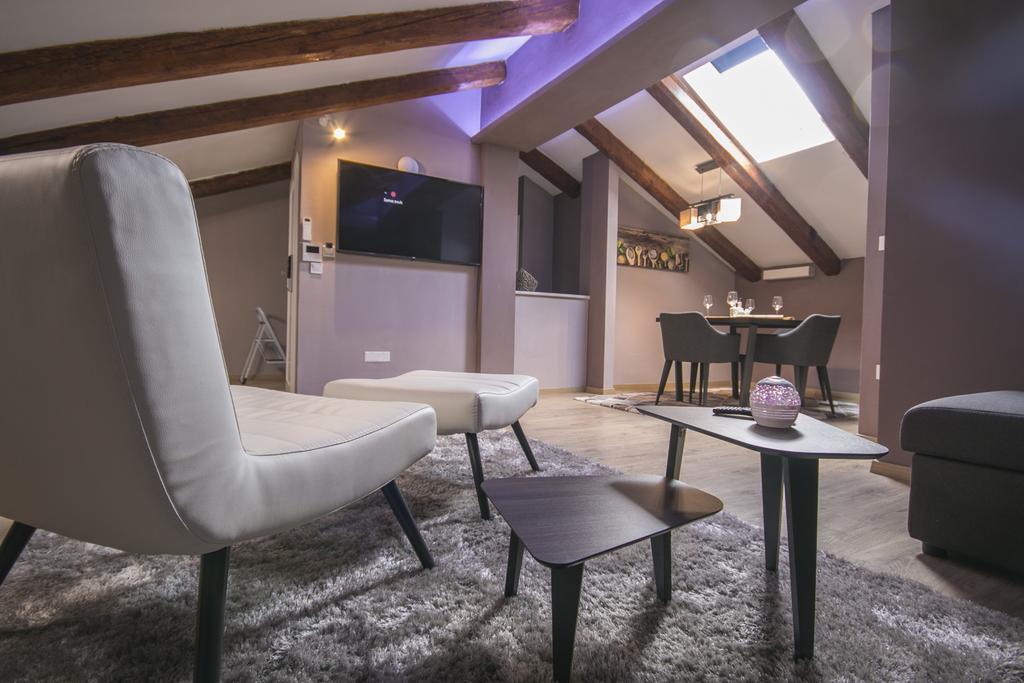 Apartmens Melisa Върсар Екстериор снимка